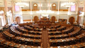 ביטוח סיכונים פוליטיים Political risk insurance